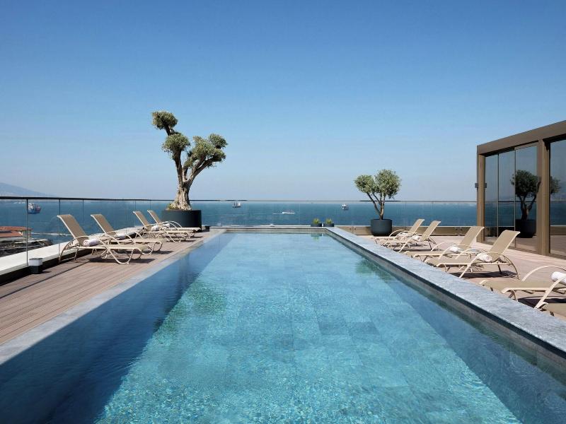 Izmir Marriott image