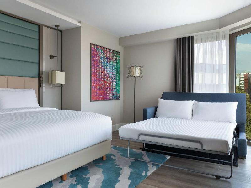 Izmir Marriott image