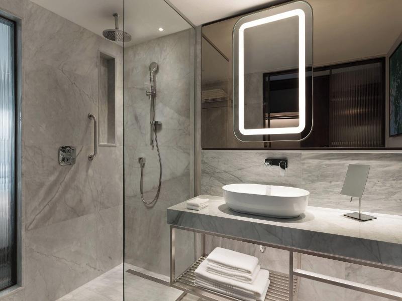 Izmir Marriott image