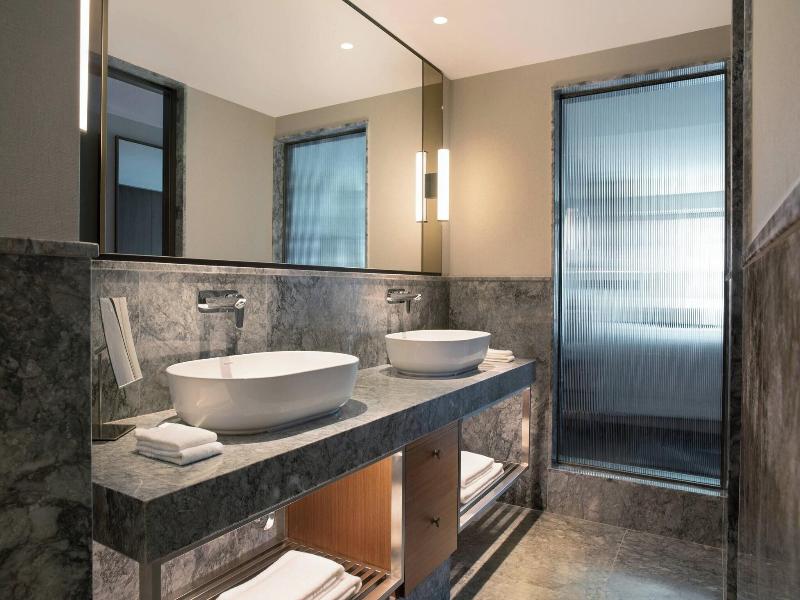 Izmir Marriott image