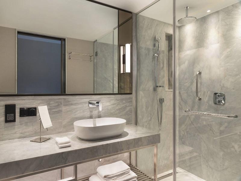 Izmir Marriott image