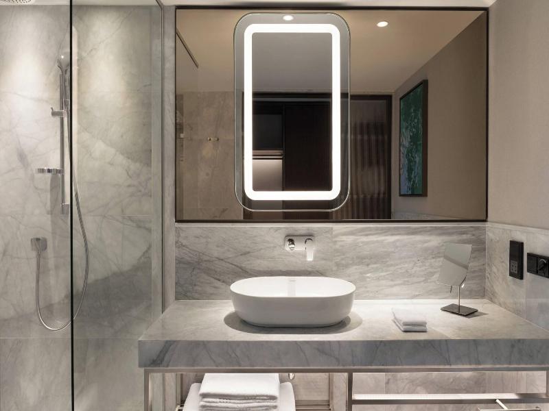 Izmir Marriott image