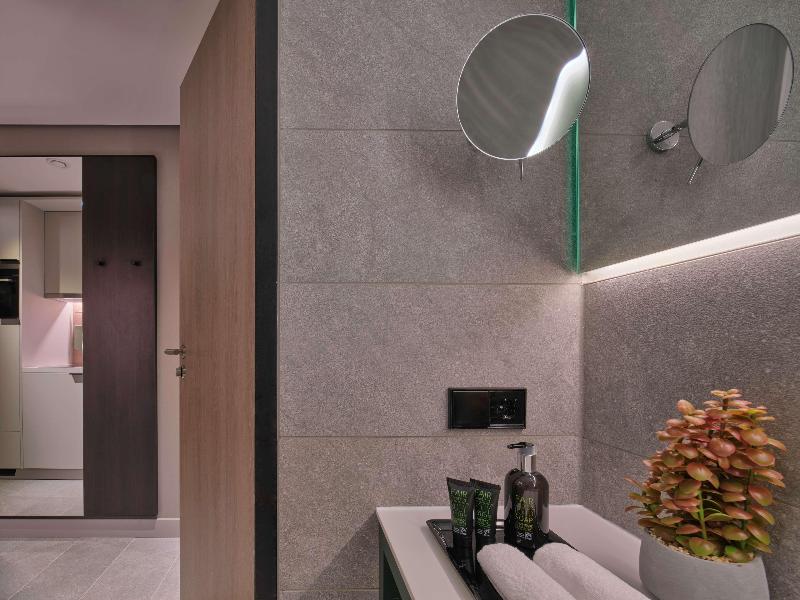 Adina Apartment Hotel Wiesbaden image
