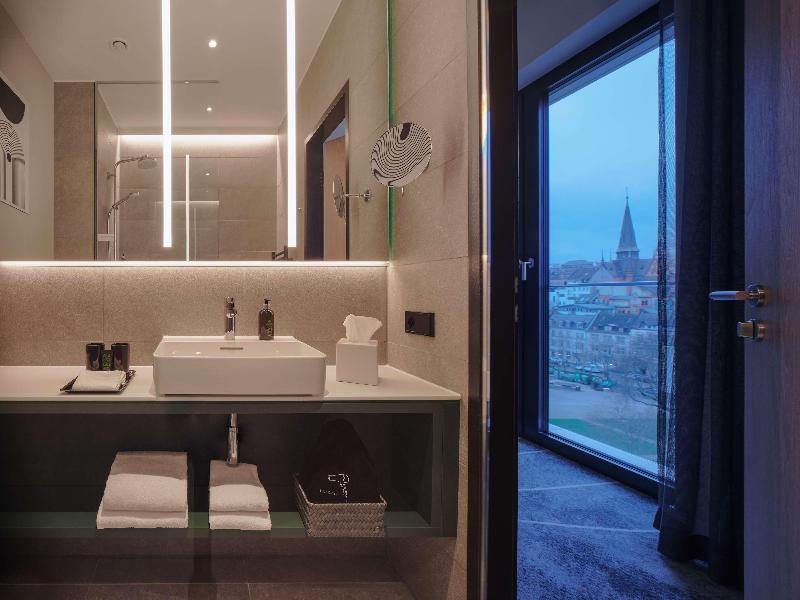 Adina Apartment Hotel Wiesbaden image