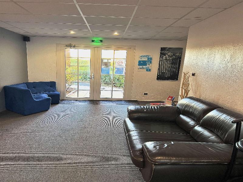 Kyriad Direct Reims Bezannes image