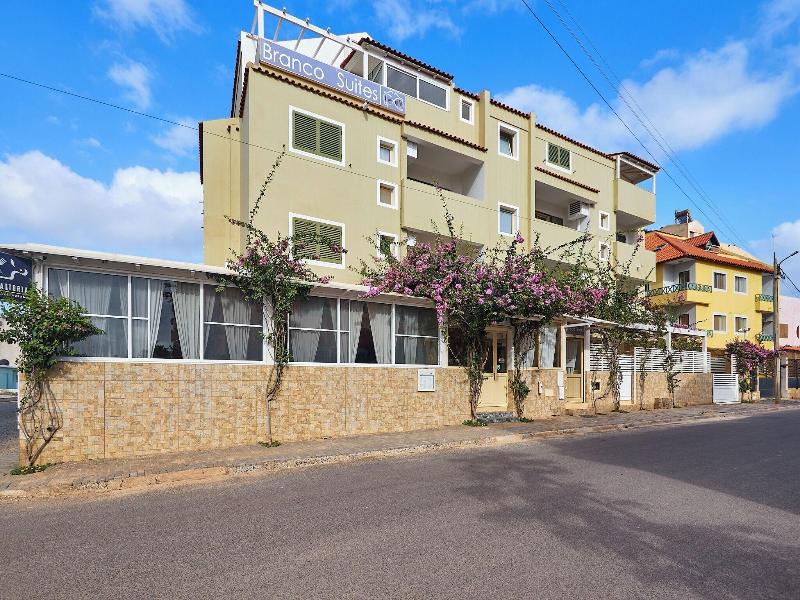 Branco Suites  image