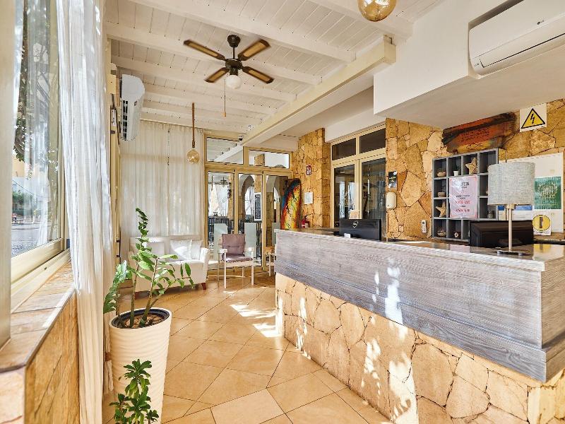 Branco Suites  image