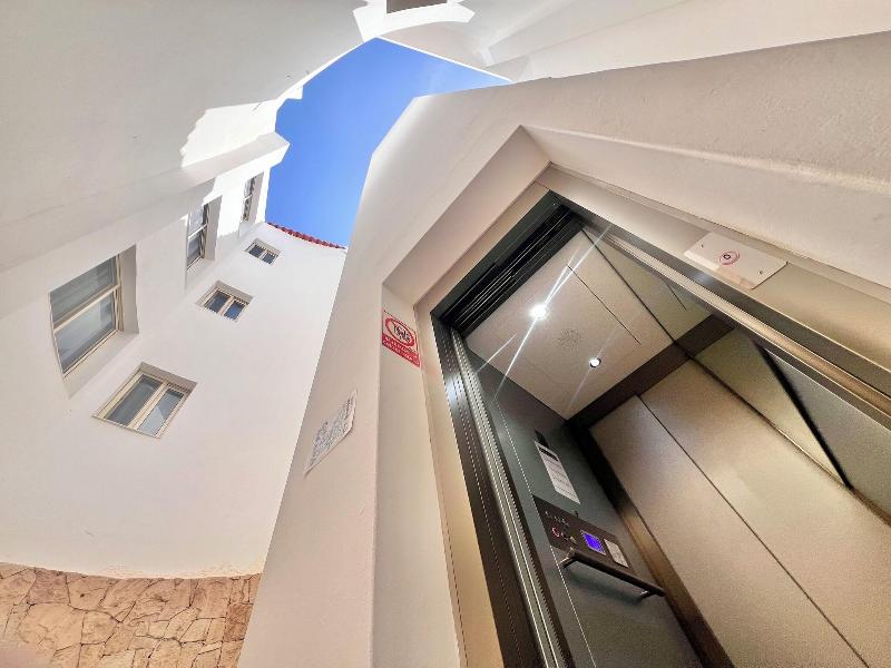 Branco Suites  image
