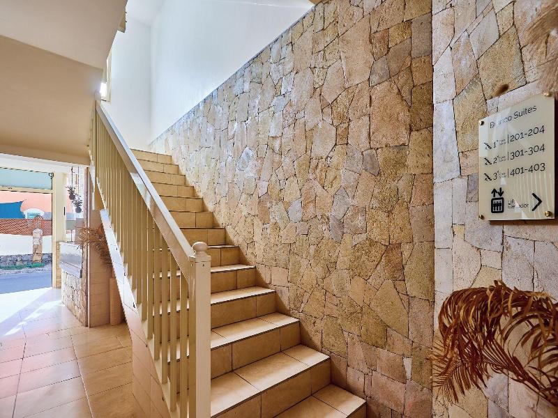 Branco Suites  image