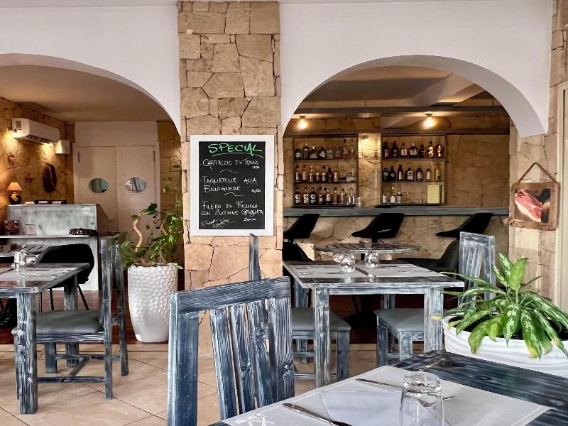 Branco Suites  image