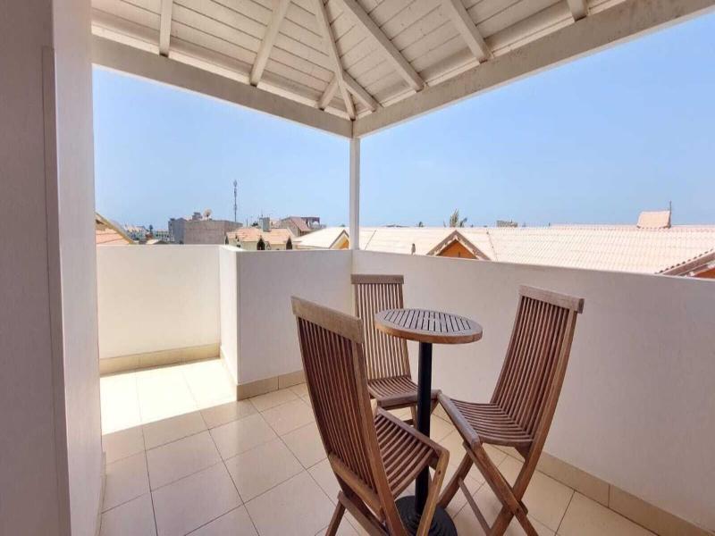 Branco Suites  image