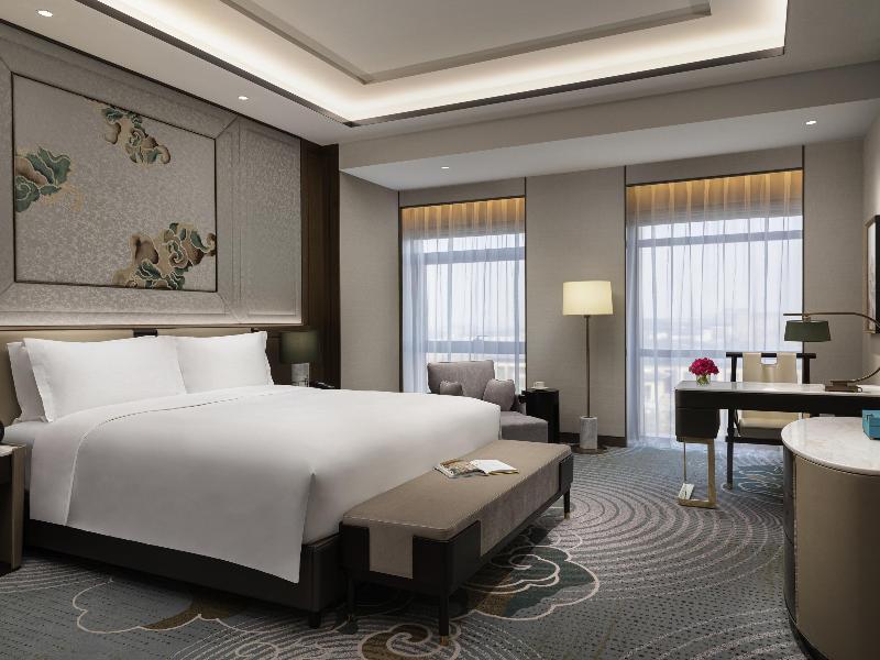 Sofitel Xiong An image