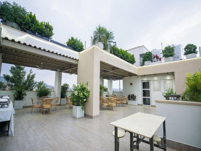 House Of Backpackers image