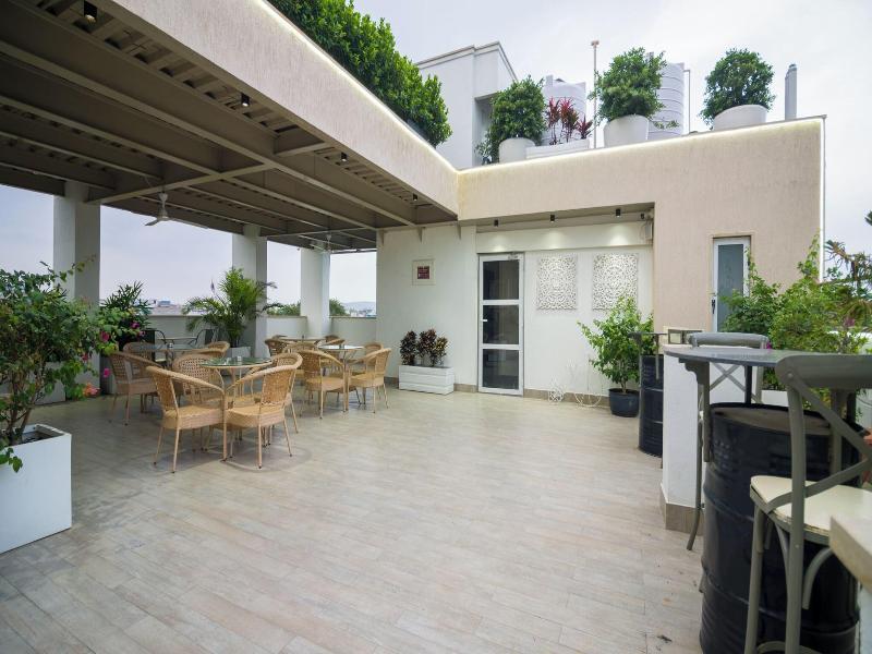 House Of Backpackers image