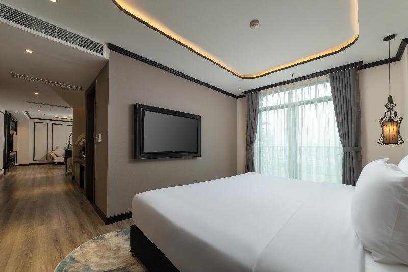 FTE Ba Dinh Hotel image