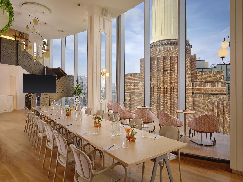 Art'otel London Battersea Power Station image