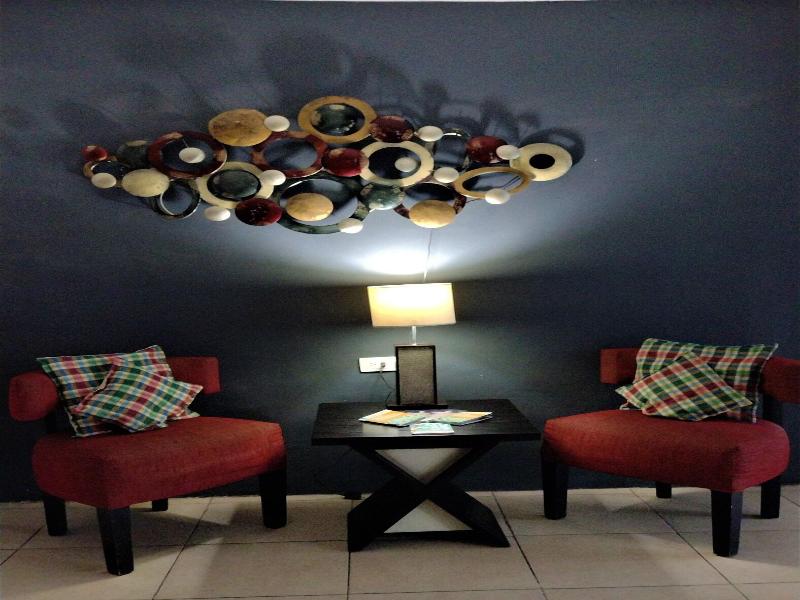 Hotel Laguna Inn image