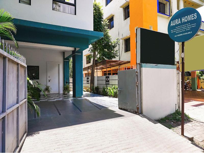FabHotel Aura Homes image