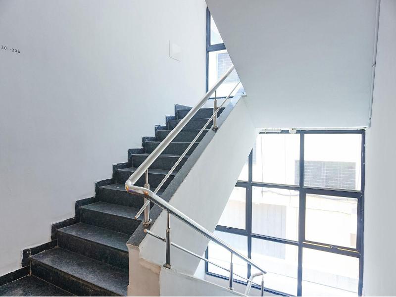 FabHotel Aura Homes image