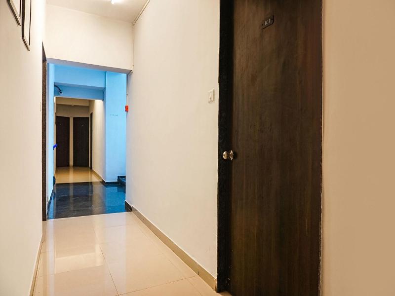 FabHotel Aura Homes image
