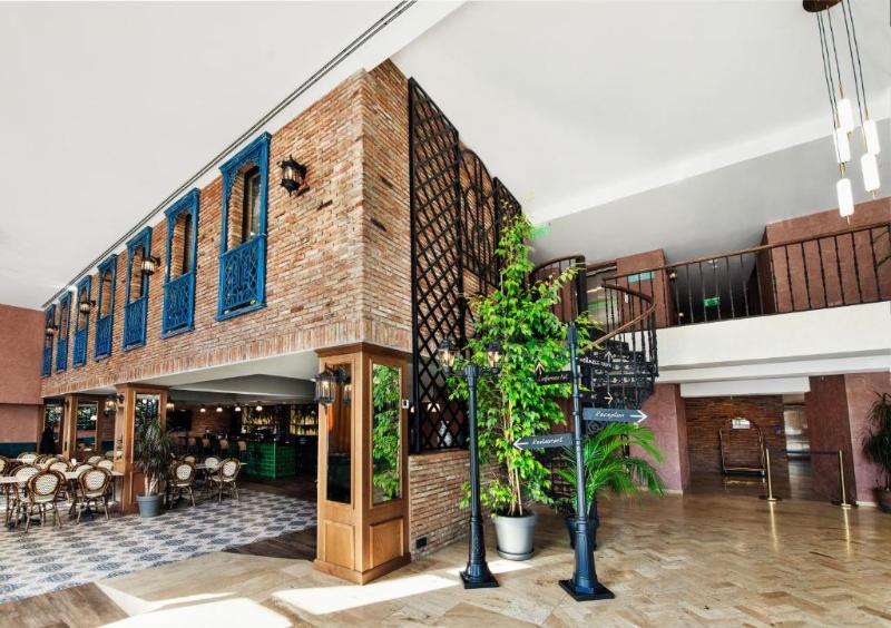 Hotel Biography image