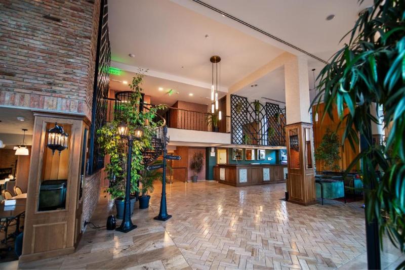 Hotel Biography image
