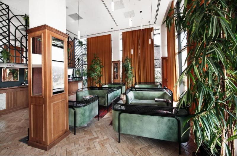 Hotel Biography image