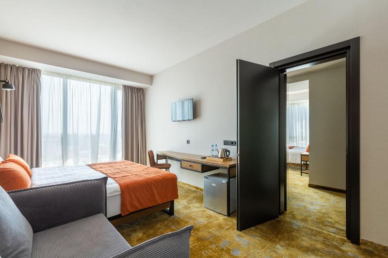 Hotel Biography image