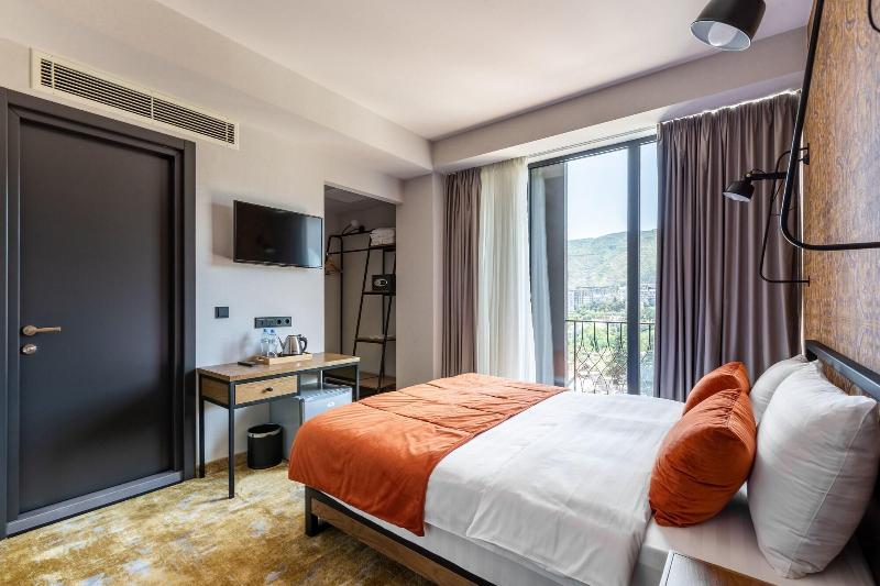 Hotel Biography image