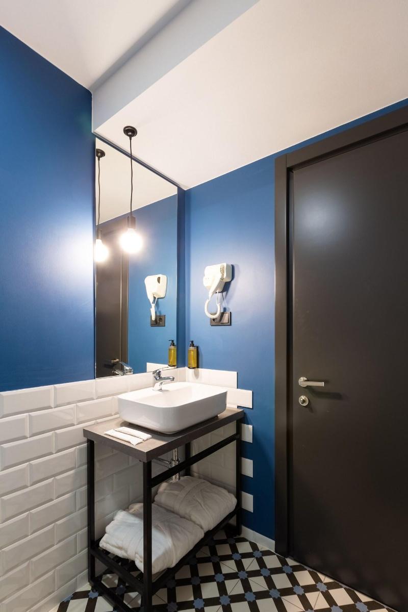 Hotel Biography image