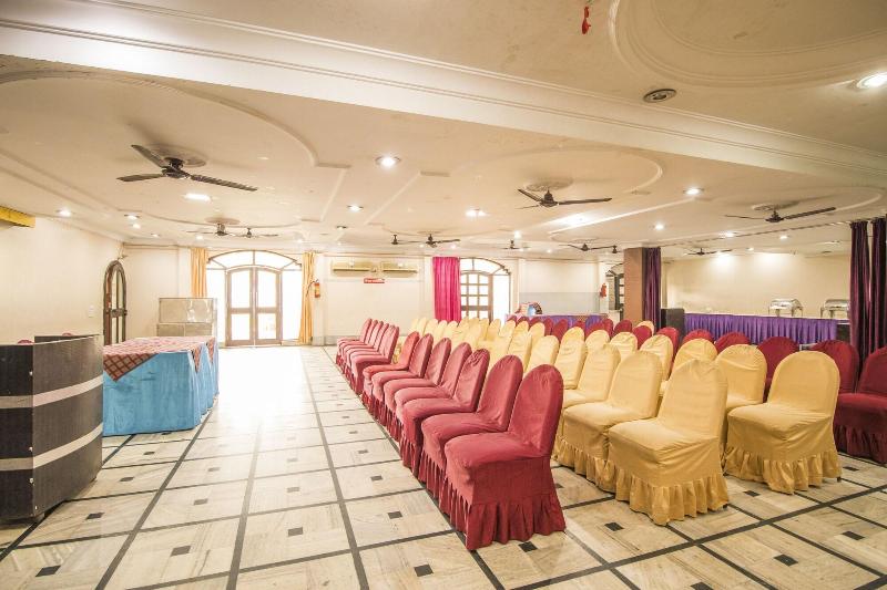 Wowstayz Hotel Jahanvi Dale image
