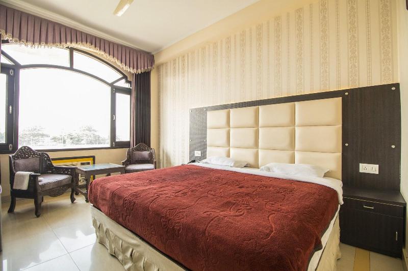 Wowstayz Hotel Jahanvi Dale image