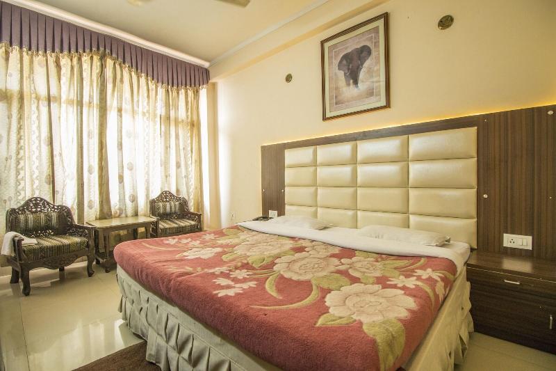 Wowstayz Hotel Jahanvi Dale image