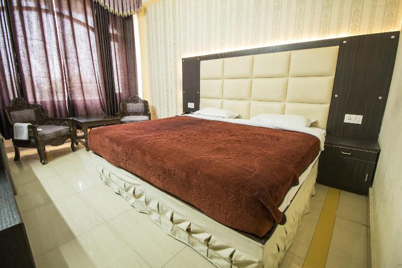 Wowstayz Hotel Jahanvi Dale image