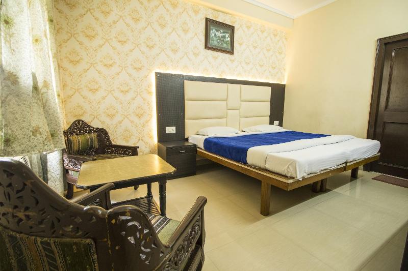 Wowstayz Hotel Jahanvi Dale image