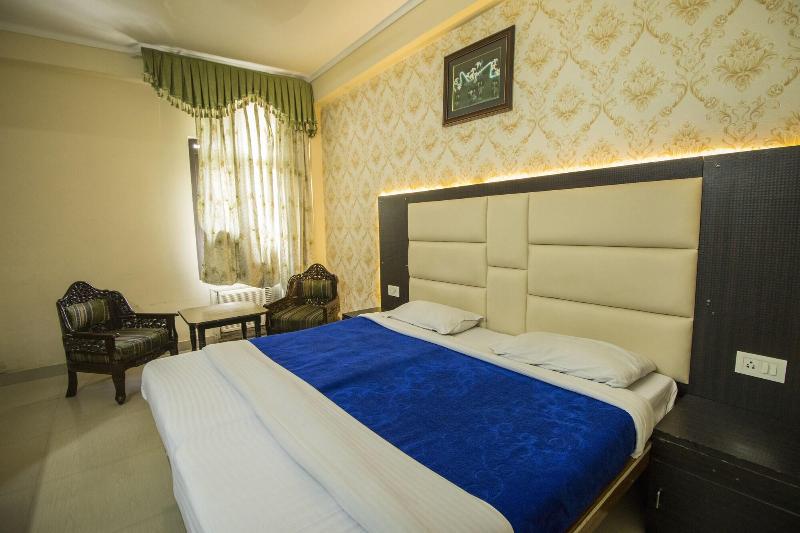 Wowstayz Hotel Jahanvi Dale image