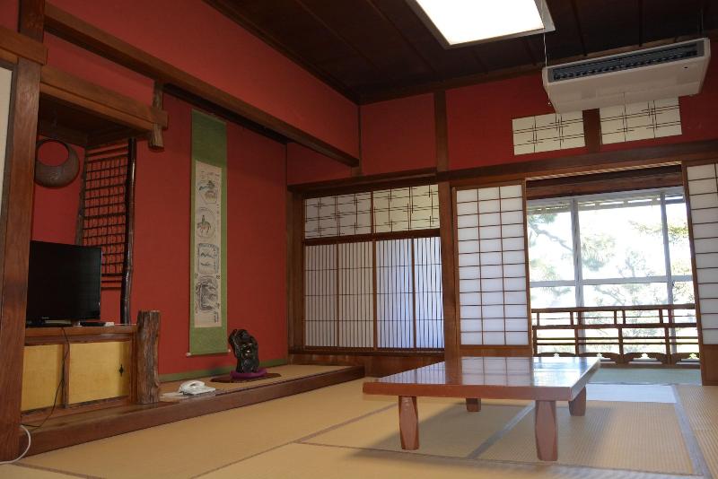 Katsuzakikan — exterior view