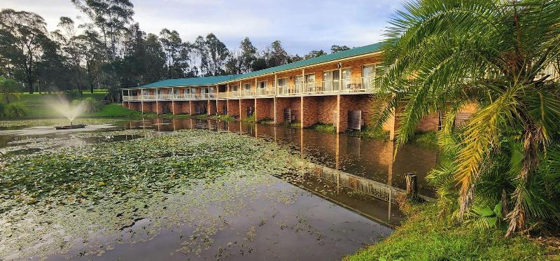 Golf Club Motor Inn Wingham image