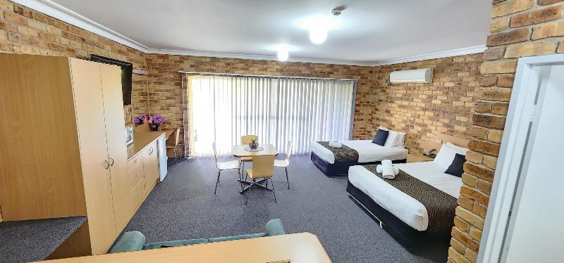 Golf Club Motor Inn Wingham image