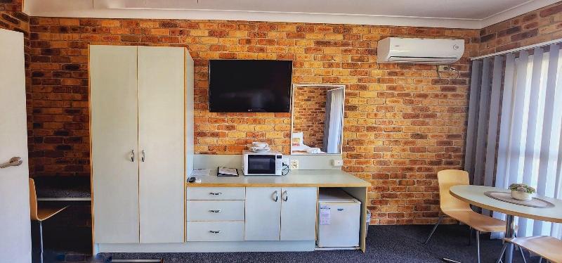 Golf Club Motor Inn Wingham image