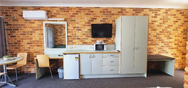 Golf Club Motor Inn Wingham image