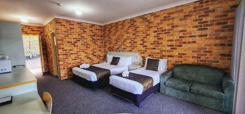 Golf Club Motor Inn Wingham image