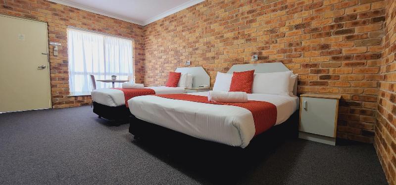 Golf Club Motor Inn Wingham image