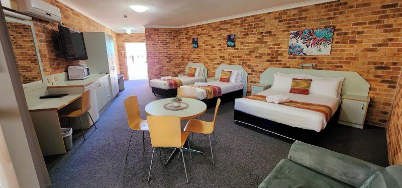 Golf Club Motor Inn Wingham image