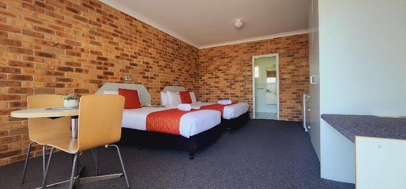 Golf Club Motor Inn Wingham image