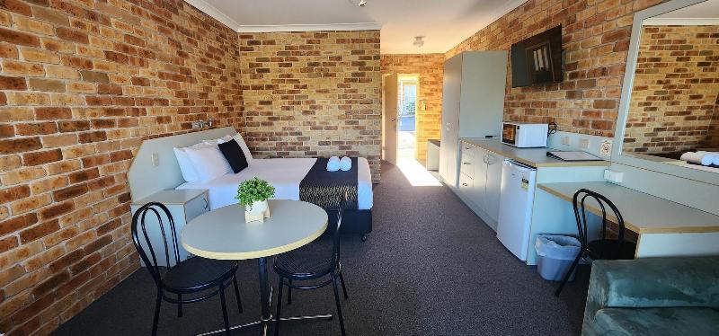 Golf Club Motor Inn Wingham image