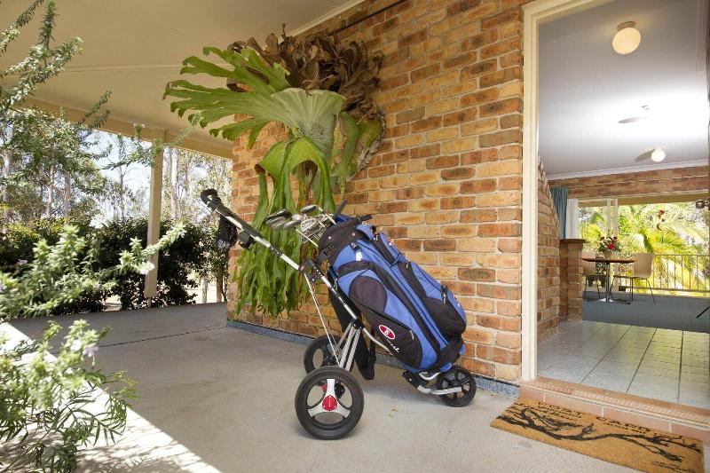 Golf Club Motor Inn Wingham image