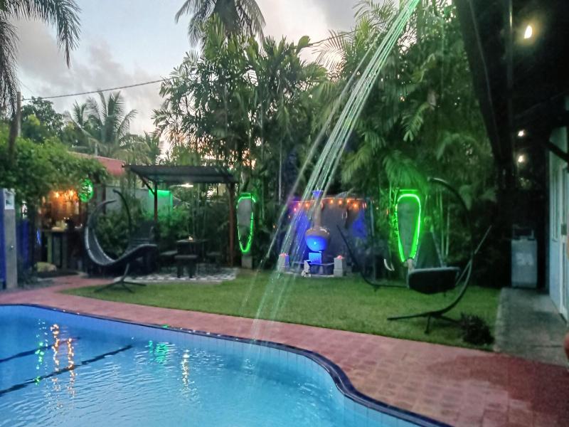 Palms Villa image