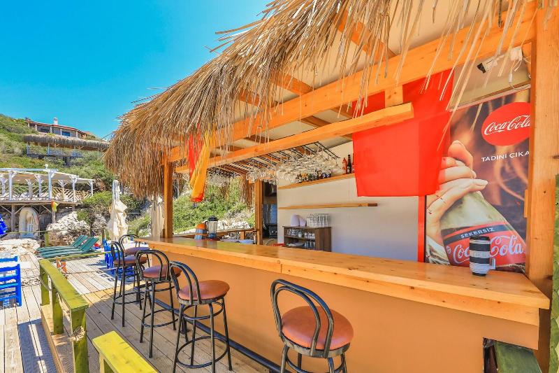 Atalante Hotel image