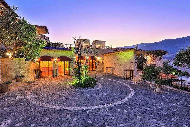 Atalante Hotel image